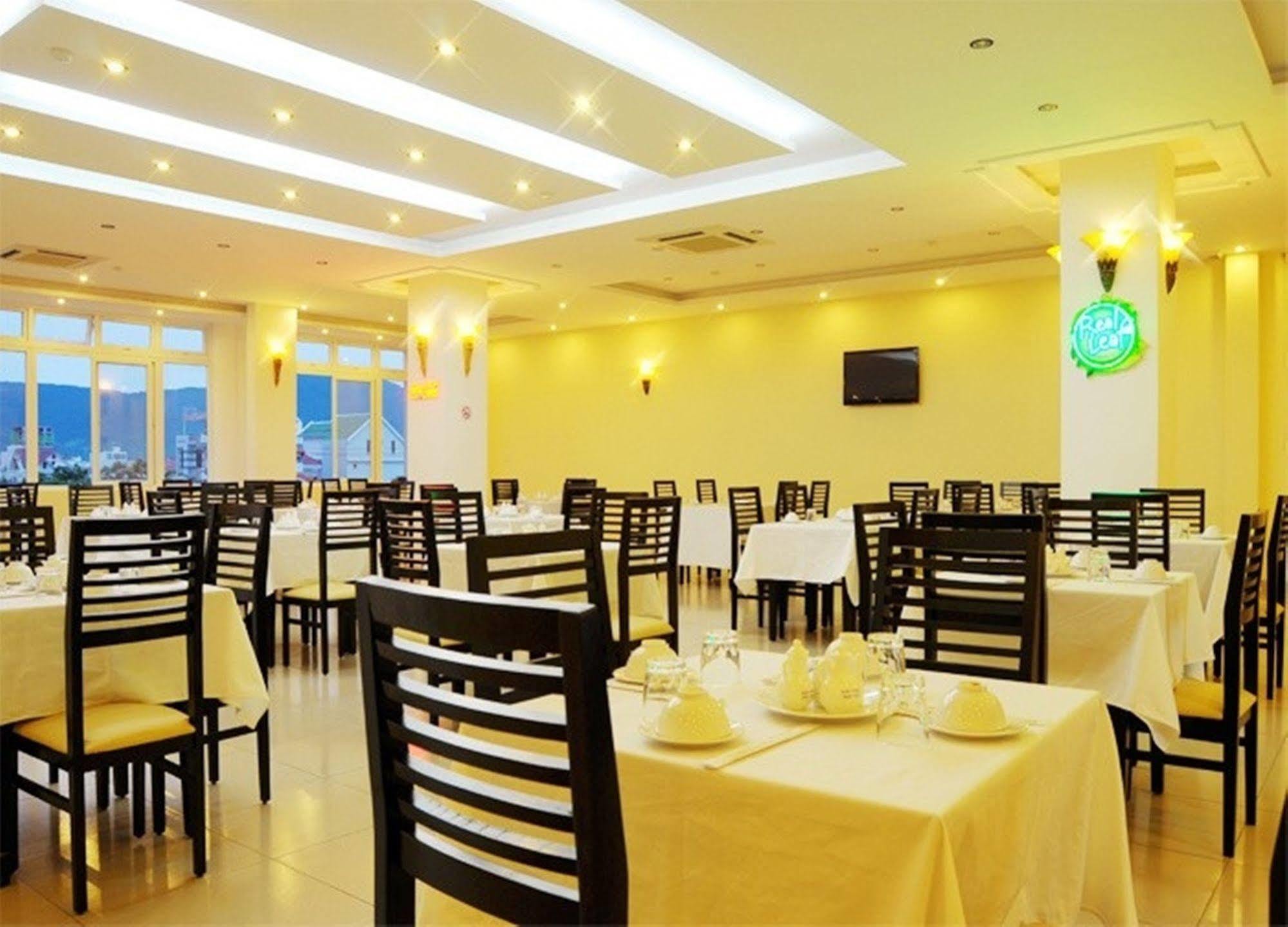 Monaco Hotel Da Nang Zewnętrze zdjęcie